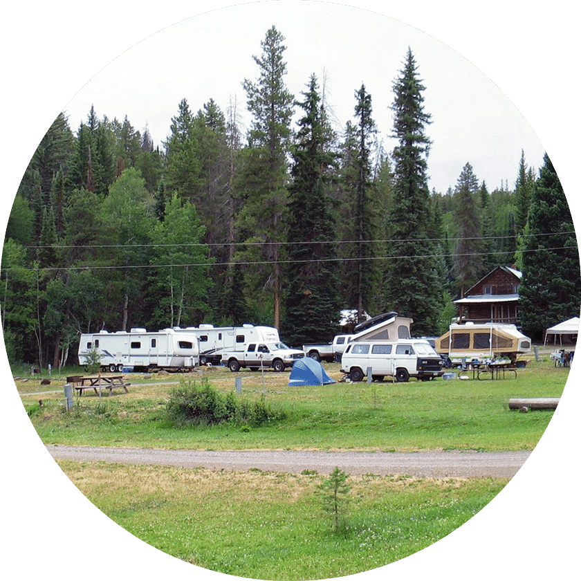 Ute Lodge features full-hookup RV campsites and text campsites